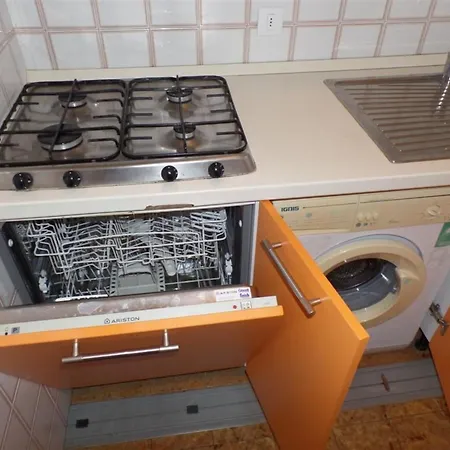 Apartment Comfortable With Ac In