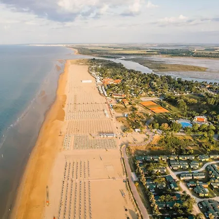 Comfortable With Ac In Bibione
