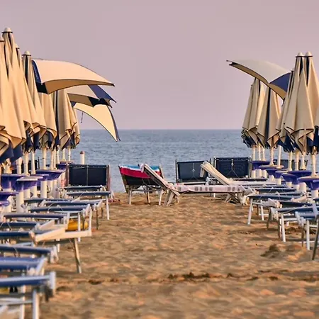 Apartamento Comfortable With Ac In Bibione